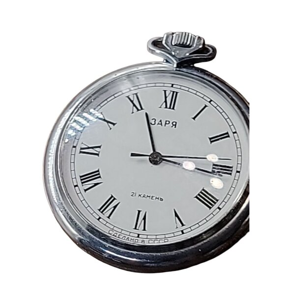 Vintage Zaria Soviet Russian USSR Military Pocket watch 21 jewels Silver Tone - Picture 2 of 8